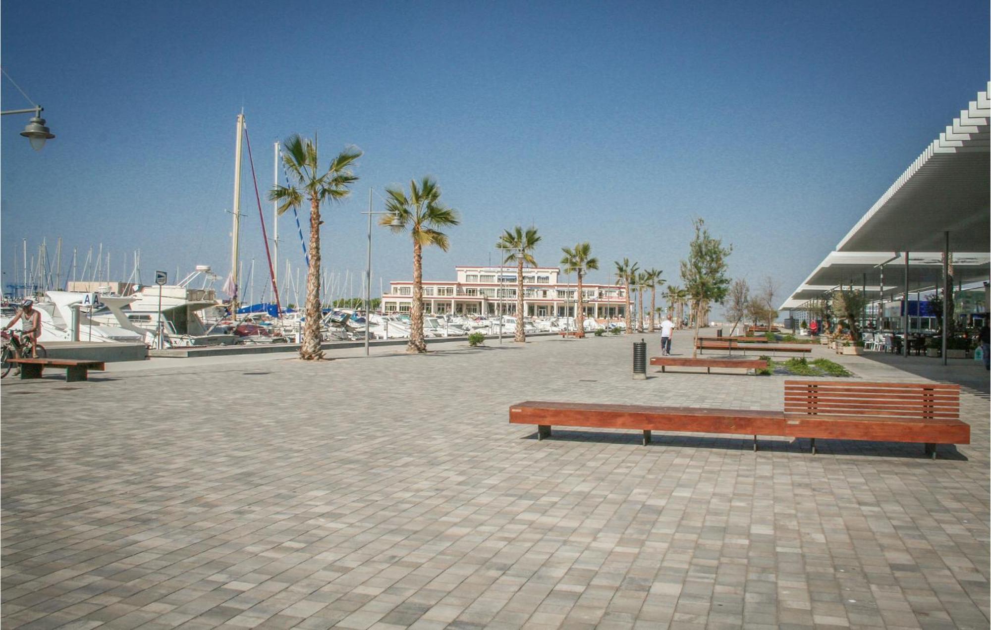 Lovely Apartment In Santa Pola With Wifi Eksteriør billede